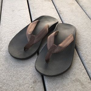 Men’s Chaco flip flops